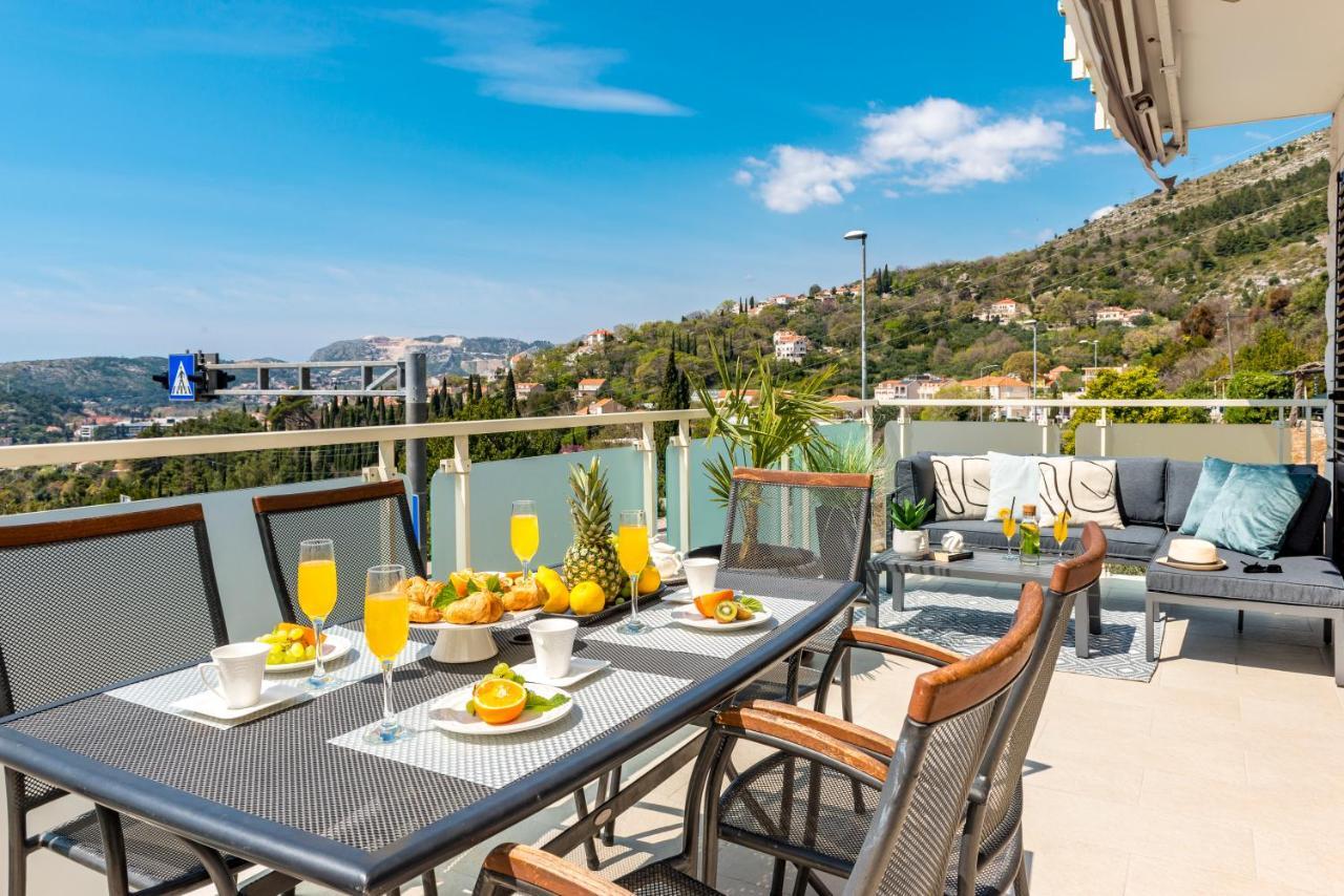 מליני Apartments Anamarija מראה חיצוני תמונה