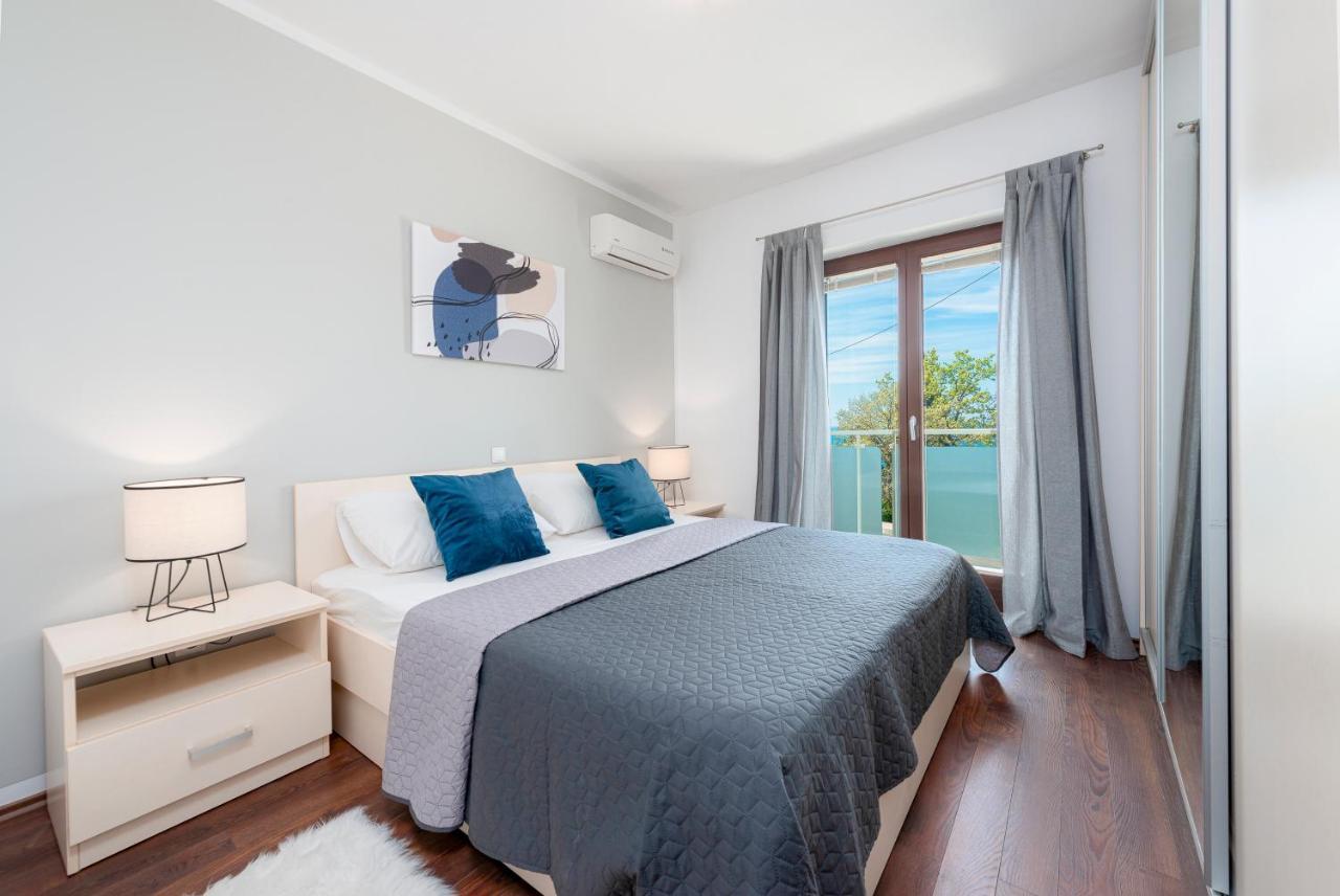 מליני Apartments Anamarija מראה חיצוני תמונה