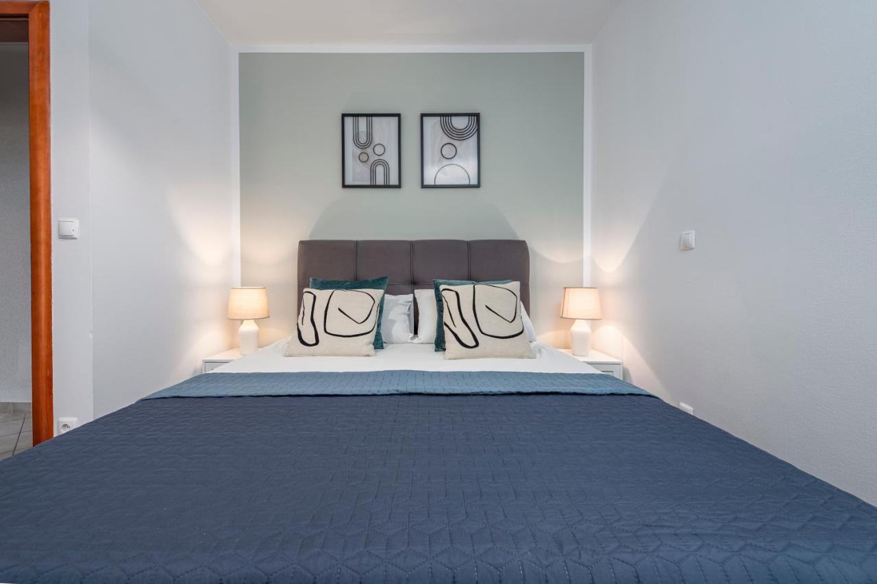 מליני Apartments Anamarija מראה חיצוני תמונה