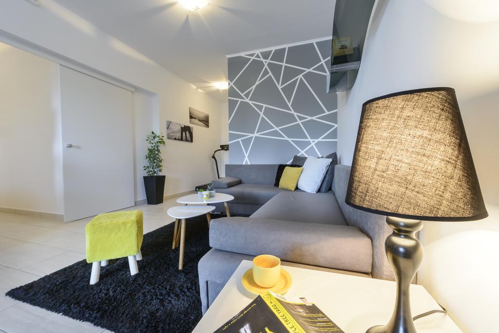 מליני Apartments Anamarija מראה חיצוני תמונה