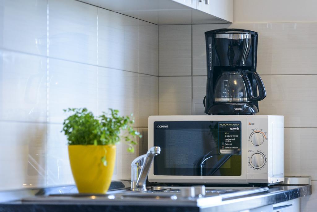 מליני Apartments Anamarija מראה חיצוני תמונה